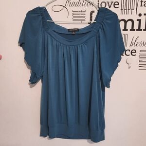 10/$10🔥 Cute blouse